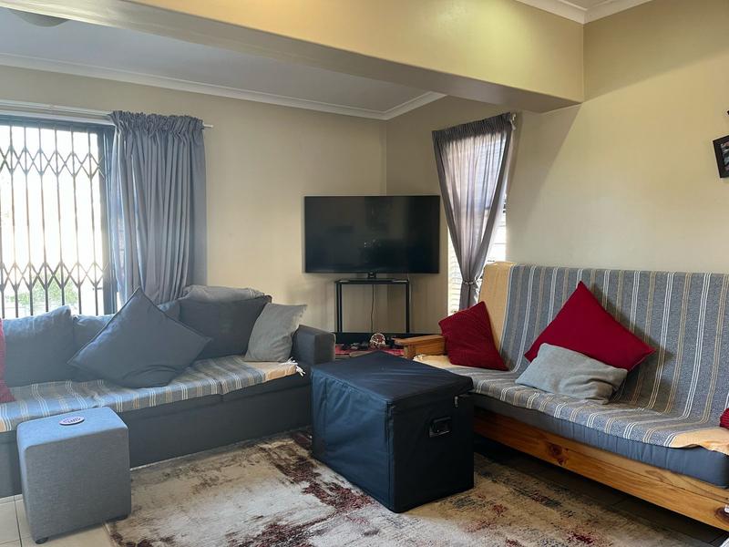 To Let 3 Bedroom Property for Rent in Bonnie Brae Western Cape